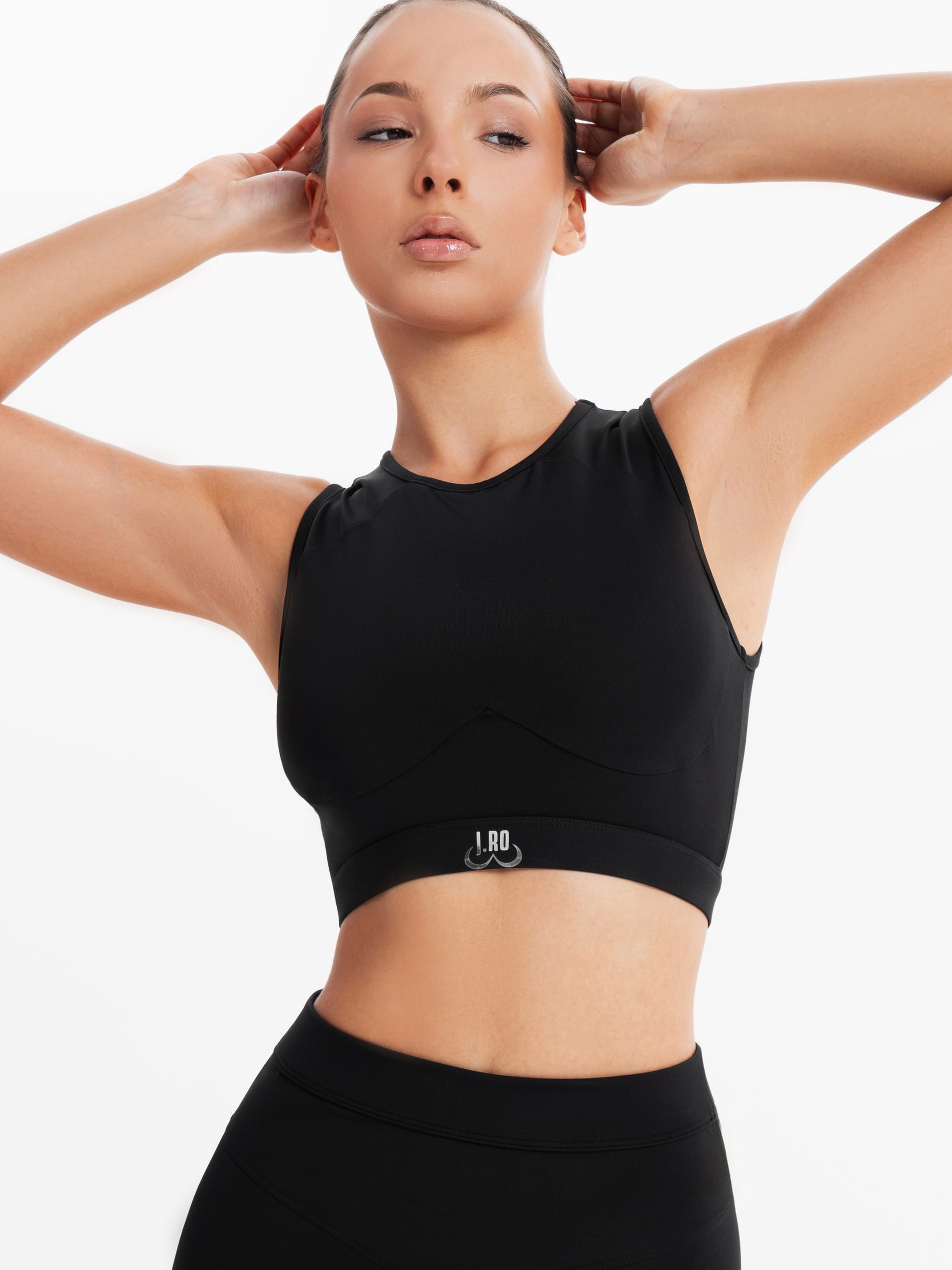 Топ с сеткой на спине