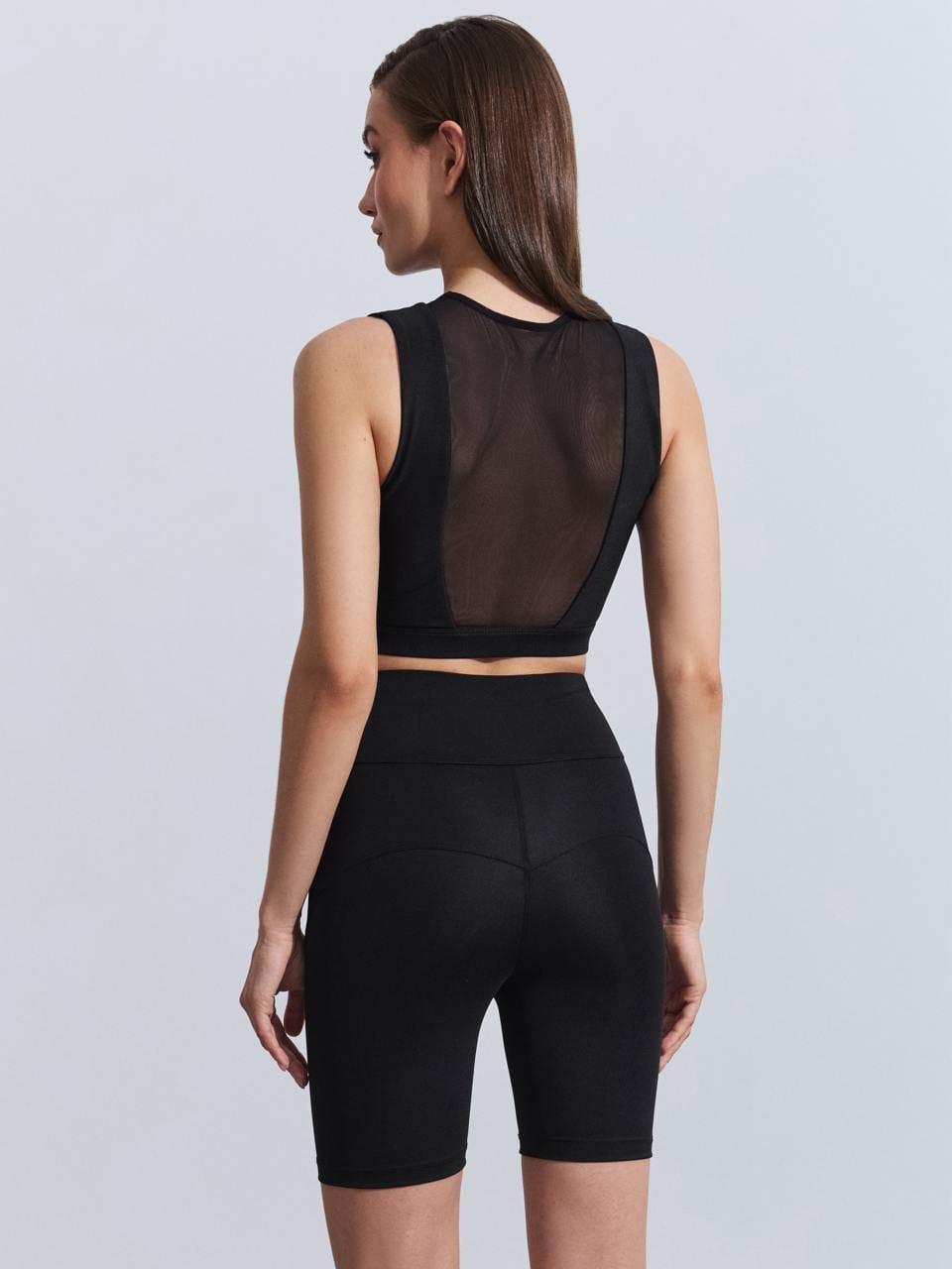 Топ моделирующий с сеткой